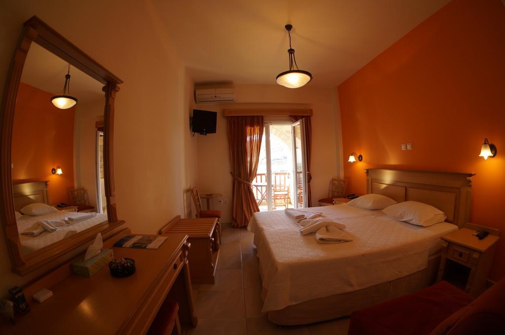 Archipelagos Hotel Fourni Extérieur photo